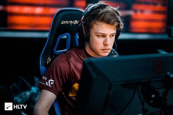 LPL昨日赛果和近日赛程：FPX盼三连胜